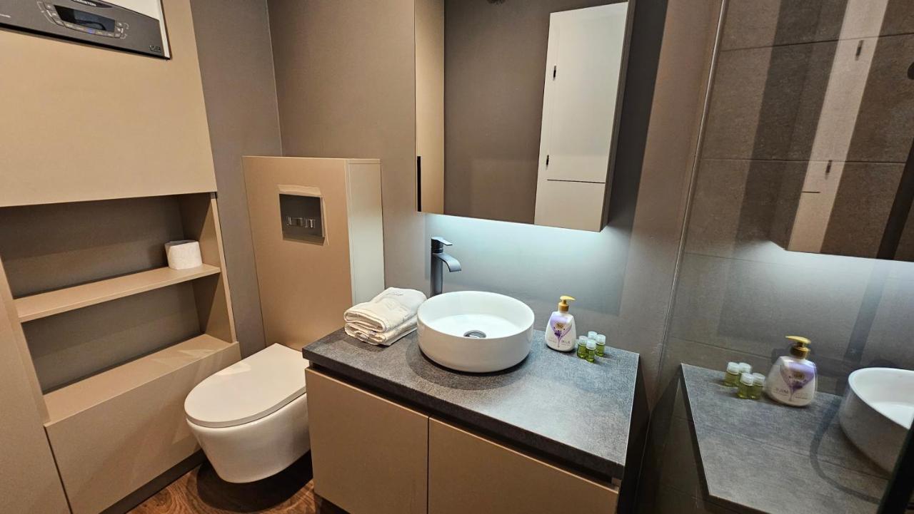 Deluxe Cozy Studios On Central M Eminescu Street #Târgu-Mureş Exteriör bild