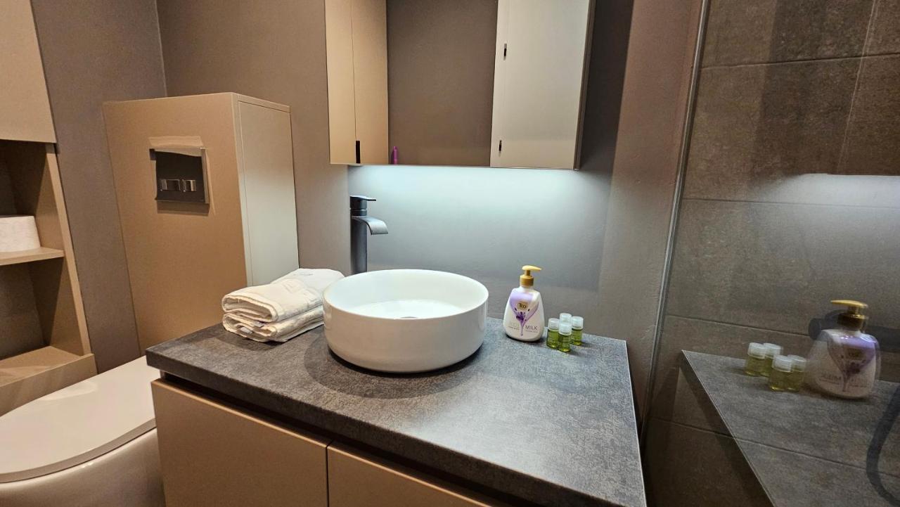 Deluxe Cozy Studios On Central M Eminescu Street #Târgu-Mureş Exteriör bild