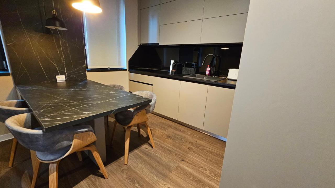 Deluxe Cozy Studios On Central M Eminescu Street #Târgu-Mureş Exteriör bild