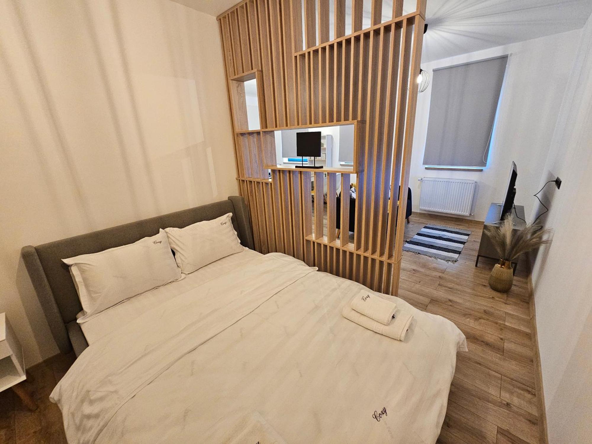 Deluxe Cozy Studios On Central M Eminescu Street #Târgu-Mureş Exteriör bild